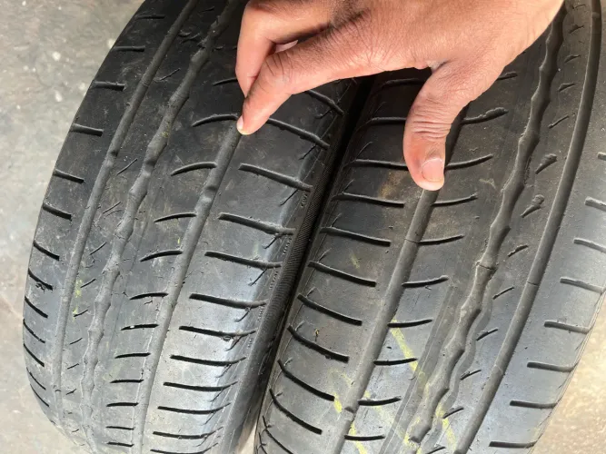 2 pneus 175/70 ARO 14 PIRELLI P1 originais seminovos 