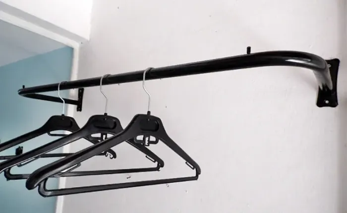 Arara de Parede