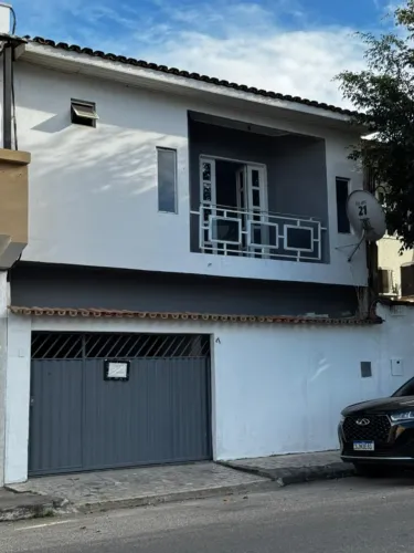 VENDE-SE DUPLEX BEM LOCALIZADO EM TEIXEIRA DE FREITAS