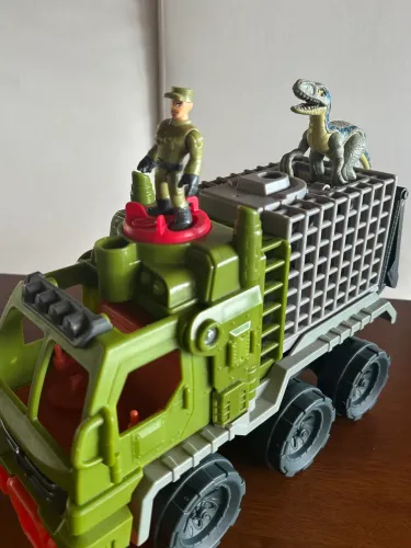 Imaginext Jurassic Dinosaur Hauler