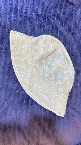 Bucket jeans Louis Vuitton monograma 100% algodão Custom artesanal com restos de calça.