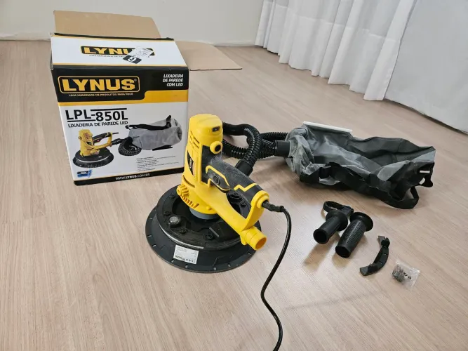 Lixadeira de parede lynus com aspirador e luz