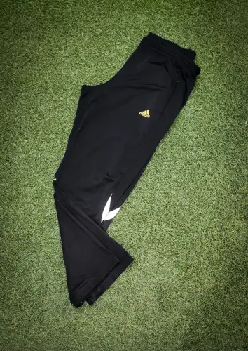 Calça Adidas Tam M Forma Grande (Veste até 44/46) Usado Original