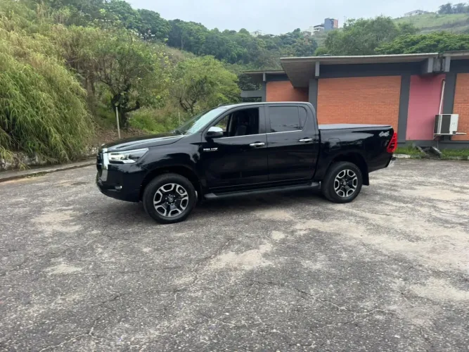 Toyota Hilux CD SRX 4X4 2.8 TDI 16V Diesel Aut. 2024