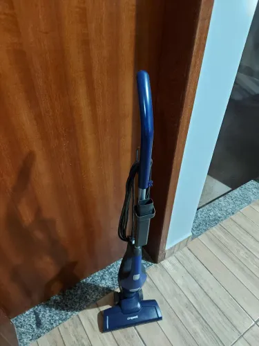Aspirador de pó vertical electrolux 