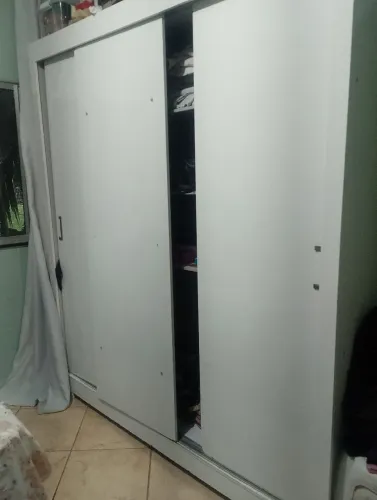 Guarda roupa
