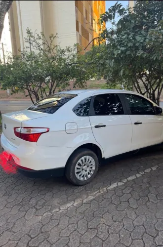 Fiat Grand Siena Attractive 1.0 Flex 8V 4P 2019