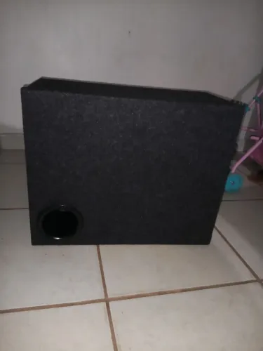 Vendo essa caixa pra grave 12 polegadas