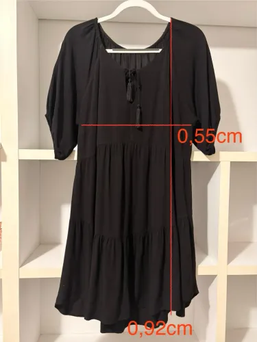 Vestido preto soltinho