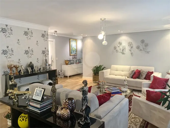 Apartamento à venda com 4 suítes no condomínio Les Jardins Chácara Flora, São Paulo - SP
