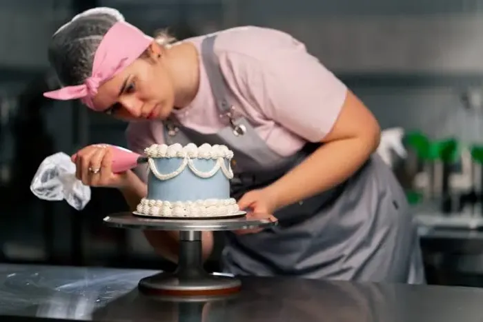 Emprego de Auxiliar de Confeiteira