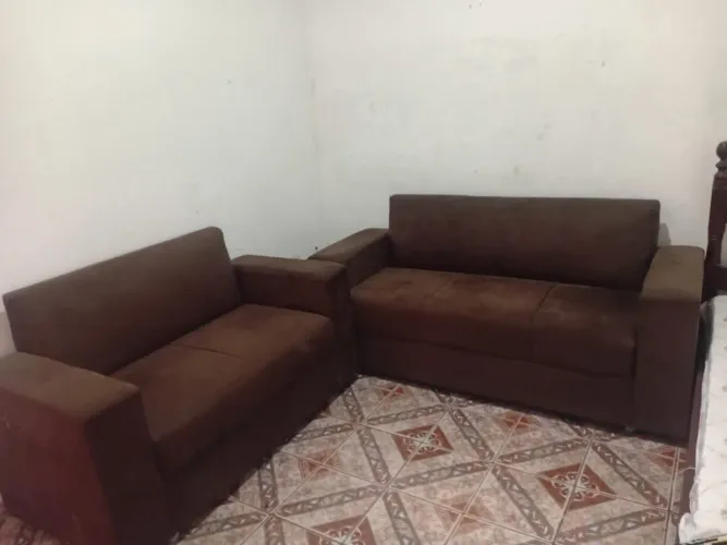 Jogo de sofá 3 e 2 lugares