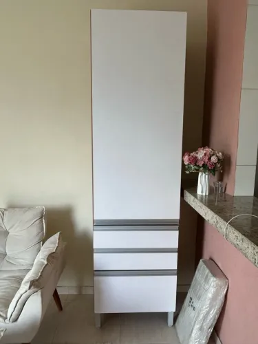 Paneleiro branco