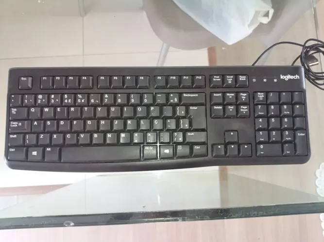 Teclado com fio