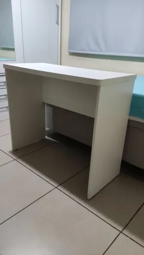 Mesa de estudo e trabalho quarto e escritório