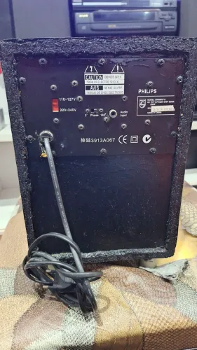 Subwoofer philips funcionando