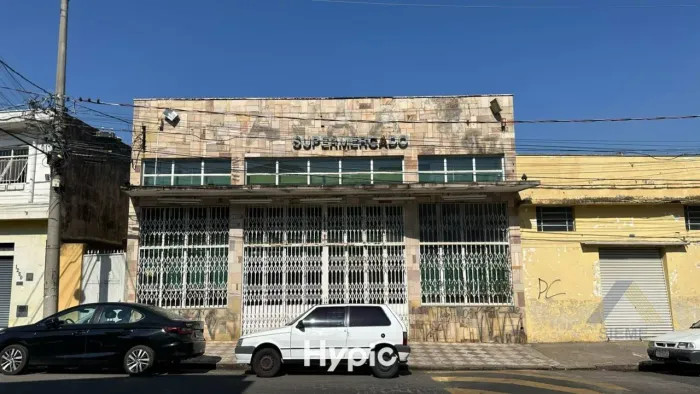 Galpão para Venda em Salto, Centro, 2 banheiros