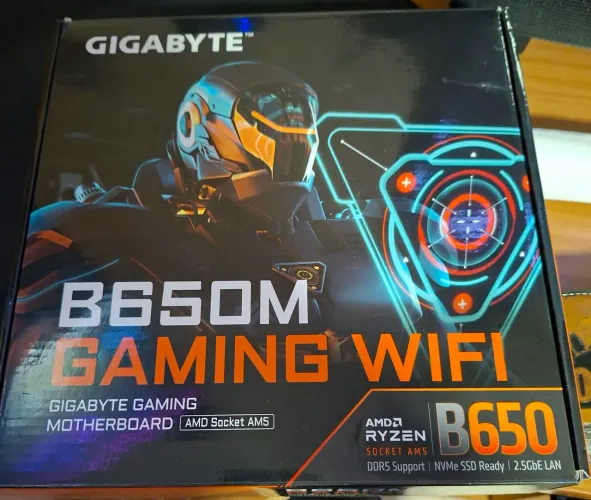 B650m Gigabyte Gaming Wifi ( não sei se funciona)