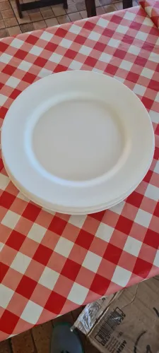Pratos para residências e restaurantes
