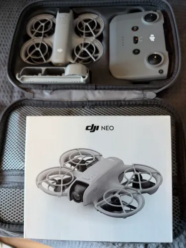 Drone DJI Neo Combo+visualizador noturno