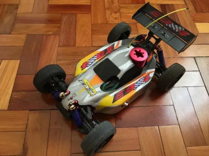Automodelo Buggy Off-Road Thunder Tiger EB-4 S3