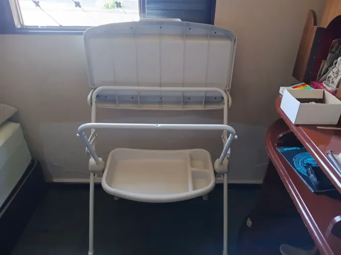 Suporte de banheira em bom estado