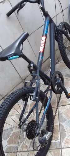 Bicicleta aro 20 BMX CROSS COM 7 MARCHAS 