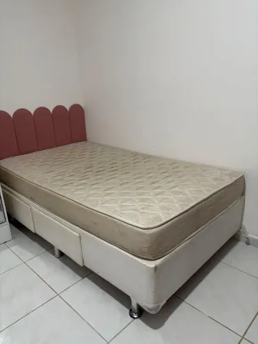 Cama solteirão 