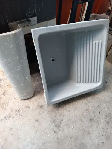 Tanque de resina vende-se 