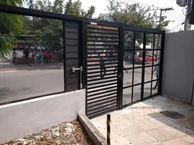 Jrs Serralheria especializada em coberturas e portões