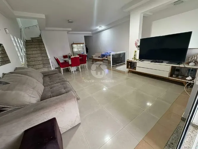Sobrado à venda, 4 quartos, 1 suíte, 1 vaga, Vila Mathias - Santos/SP