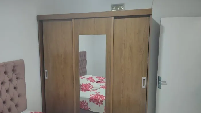 Guarda roupa casal