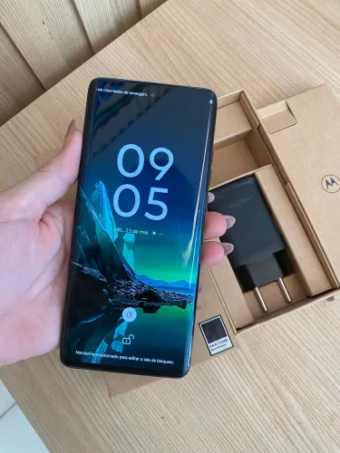 Moto Edge40 neo 