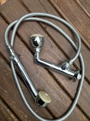 Ducha Deca de Parede com Chuveirinho