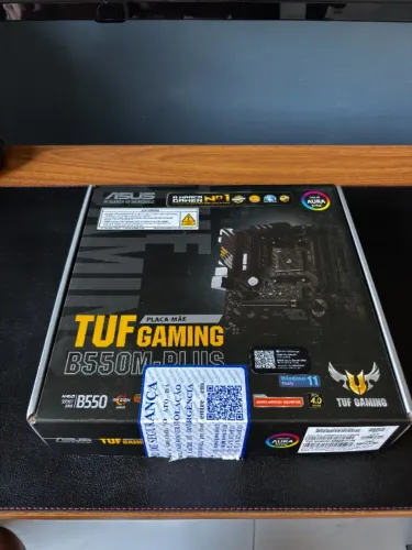 Placa-mãe ASUS TUF Gaming B550M-Plus AM4 B550 