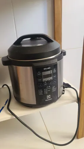 Panela de pão Elétrica Eletrolux RITA LOBO