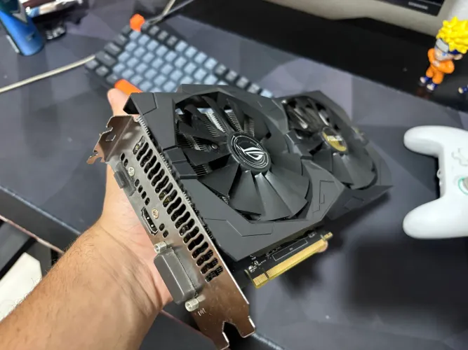 RX 580 ASUS ROG STRIX