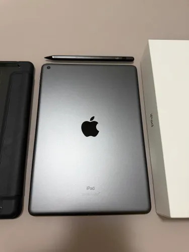 iPad 9ª Geração 64GB + Caneta + Capa + Caixa