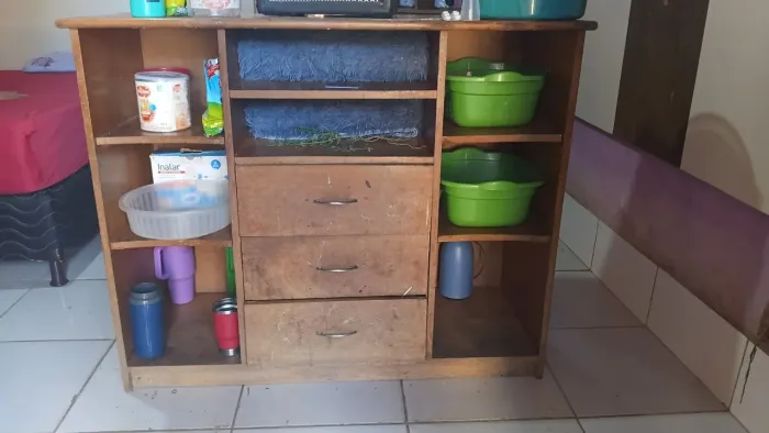 Vendo esse raque de madeira