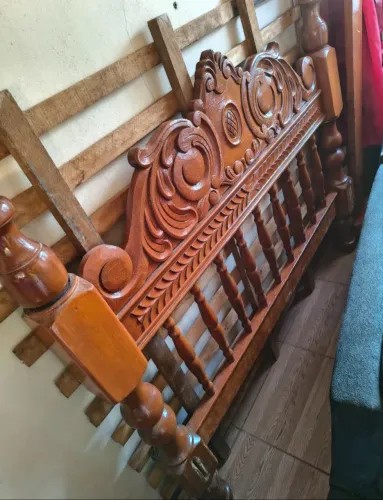 Cama casal madeira 