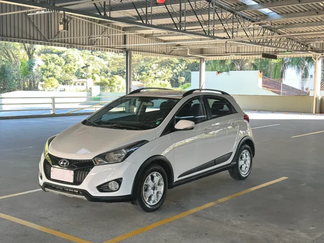 Hyundai HB20X Style 1.6 Flex 16V Aut. 2015