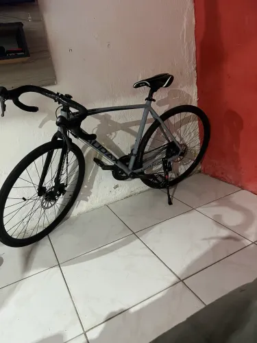 Vende se bicicleta audax toda shimano