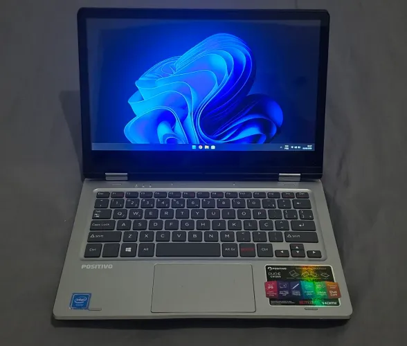 Notebook Positivo Dobrável Celeron N4020 1.10GHz 4GB LPDDR4 128GB 11.6" Full HD
