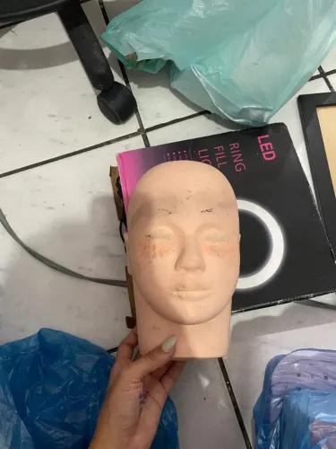 Cabeça de boneca pra treino 