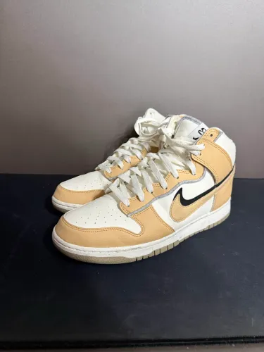 Tênis Nike Dunk High Retro SE