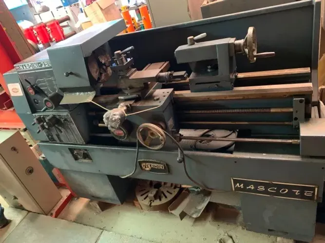 Torno Nardini 350