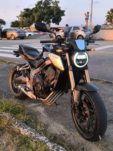 CB 650R 2021 apenas venda