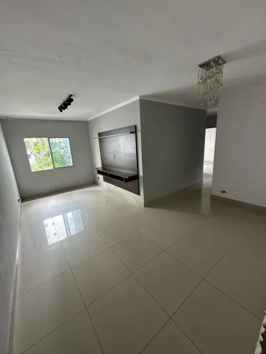 Apartamento para alugar na Rua Antônio Mussa, Vila Camargos, Guarulhos - SP