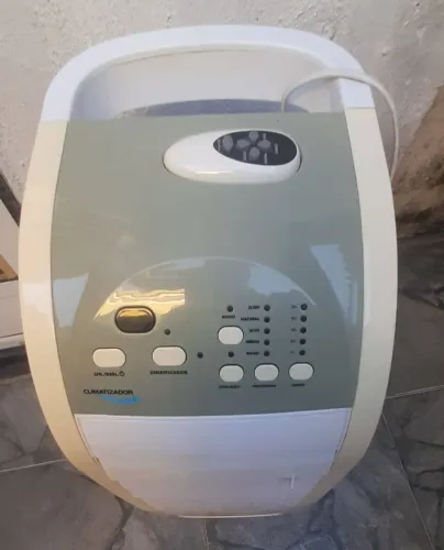 Climatizador e umidificador de ar.