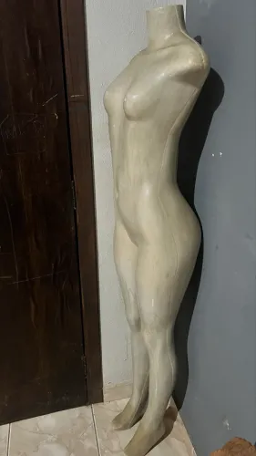Manequim feminino 